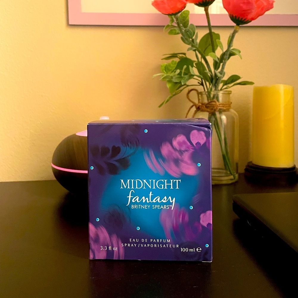 Midnight Fantasy Britney Spears Perfume
